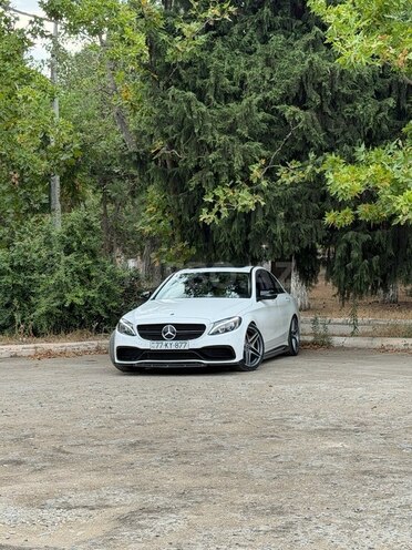 Mercedes C 220 d 2017, 150,000 km - 2.1 l - Bakı