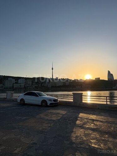 Mercedes C 220 d 2017, 150,000 km - 2.1 l - Bakı