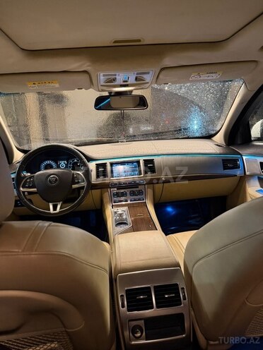 Jaguar XF 2015, 249,000 km - 2.2 l - Bakı