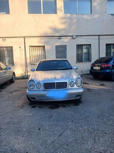 Mercedes E 320 1995, 642,000 km - 3.2 l - Bakı