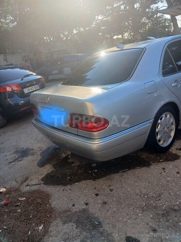 Mercedes E 320 1995, 642,000 km - 3.2 l - Bakı
