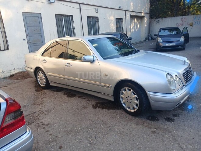 Mercedes E 320 1995, 642,000 km - 3.2 l - Bakı