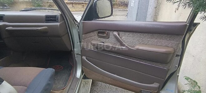 Toyota Land Cruiser 1995, 393,946 km - 4.5 л - Bakı