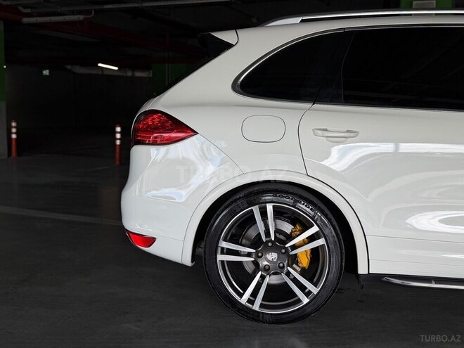 Porsche Cayenne Turbo 2010, 205,000 km - 4.8 л - Bakı