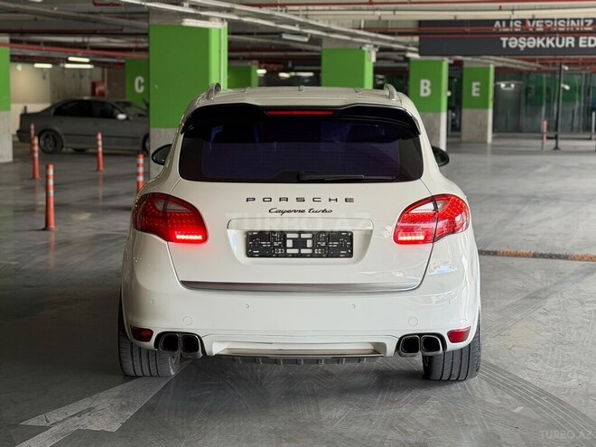Porsche Cayenne Turbo 2010, 205,000 km - 4.8 л - Bakı