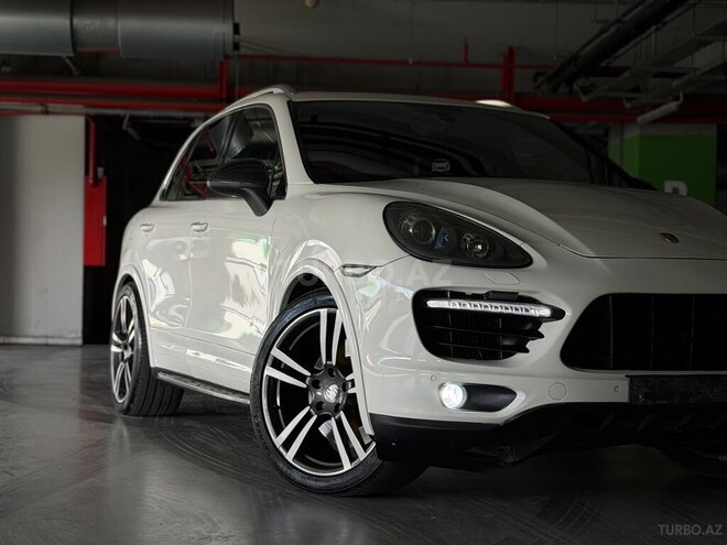 Porsche Cayenne Turbo 2010, 205,000 km - 4.8 л - Bakı