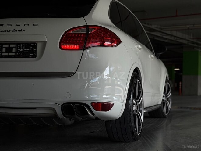 Porsche Cayenne Turbo 2010, 205,000 km - 4.8 л - Bakı