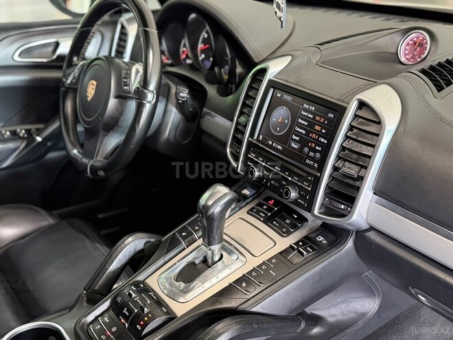 Porsche Cayenne Turbo 2010, 205,000 km - 4.8 л - Bakı