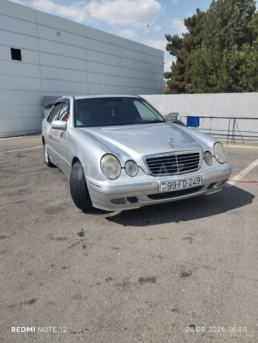 Mercedes E 220 1999, 348,845 km - 2.2 л - Şamaxı