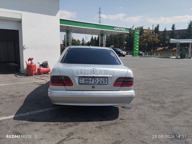 Mercedes E 220 1999, 348,845 km - 2.2 л - Şamaxı