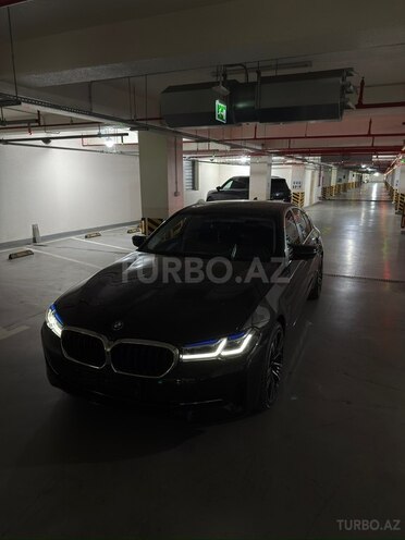BMW 530e 2023, 33,000 km - 2.0 л - Bakı