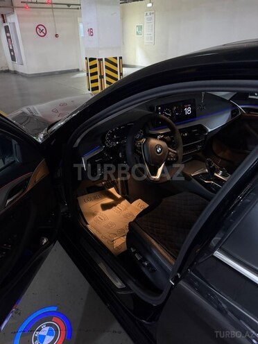 BMW 530e 2023, 33,000 km - 2.0 л - Bakı