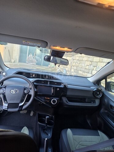 Toyota Aqua 2018, 112,000 km - 1.5 л - Bakı
