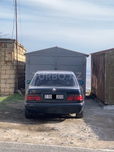 Mercedes E 230 1997, 350,000 km - 2.3 л - Bakı