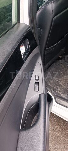 Hyundai Sonata 2013, 250,000 km - 2.0 л - Yevlax