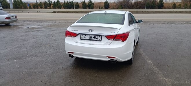 Hyundai Sonata 2013, 250,000 km - 2.0 л - Yevlax