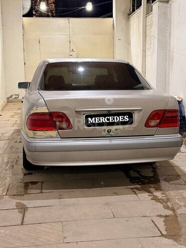 Mercedes E 200 1997, 370,405 km - 2.0 л - Bakı