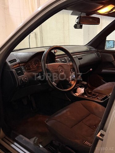 Mercedes E 200 1997, 370,405 km - 2.0 л - Bakı