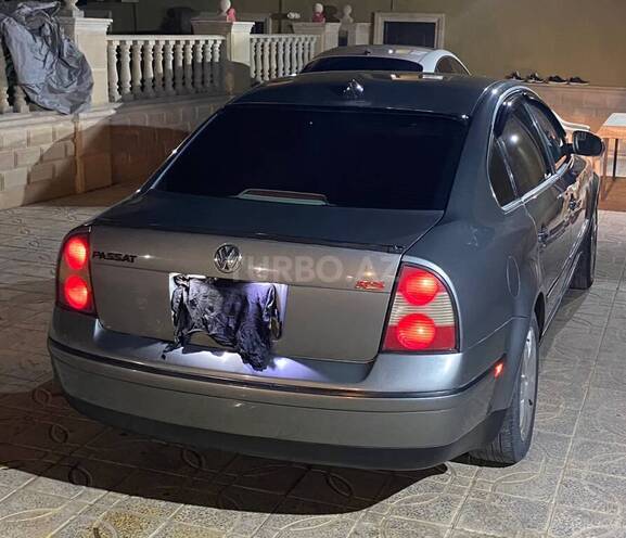 Volkswagen Passat 2005, 320,000 km - 1.8 л - Şirvan