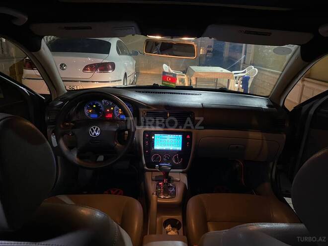 Volkswagen Passat 2005, 320,000 km - 1.8 л - Şirvan