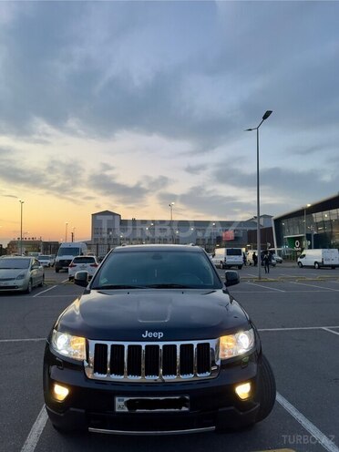 Jeep Grand Cherokee 2012, 95,000 km - 3.6 л - Bakı