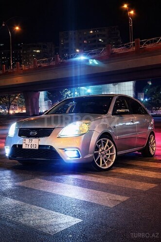 Kia Rio 2006, 376,000 km - 1.4 л - Bakı