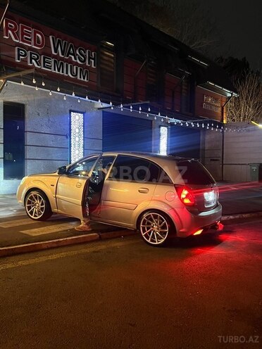 Kia Rio 2006, 376,000 km - 1.4 л - Bakı