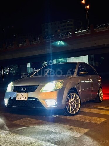 Kia Rio 2006, 376,000 km - 1.4 л - Bakı
