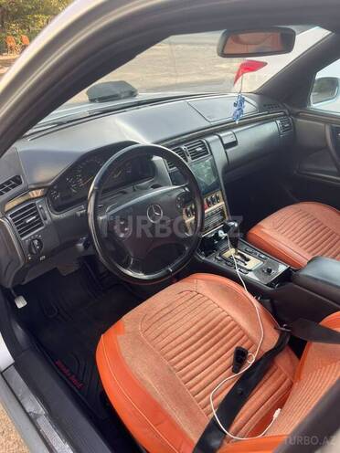 Mercedes E 270 2001, 600,150 km - 2.7 л - Bərdə