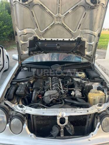 Mercedes E 270 2001, 600,150 km - 2.7 л - Bərdə