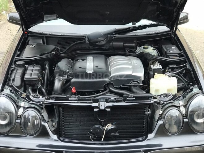 Mercedes E 280 2001, 230,121 km - 2.8 l - Bakı