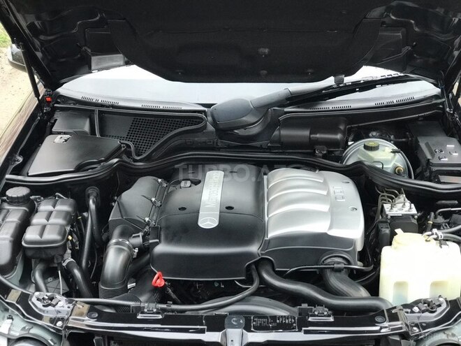 Mercedes E 280 2001, 230,121 km - 2.8 l - Bakı