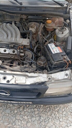 Opel Astra 1995, 400,000 km - 1.6 л - Bakı