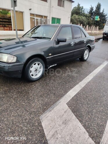 Mercedes C 220 1994, 584,500 km - 2.2 l - Bakı