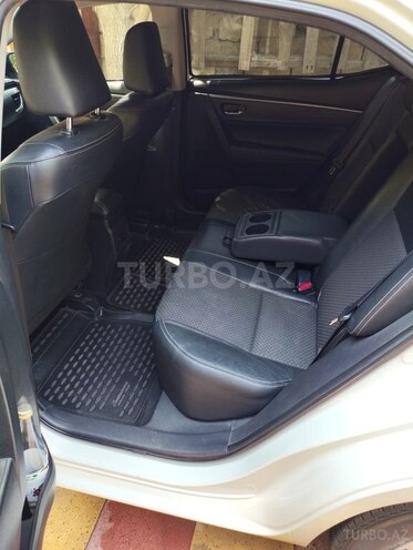 Toyota Corolla 2014, 181,126 km - 1.6 l - Bakı