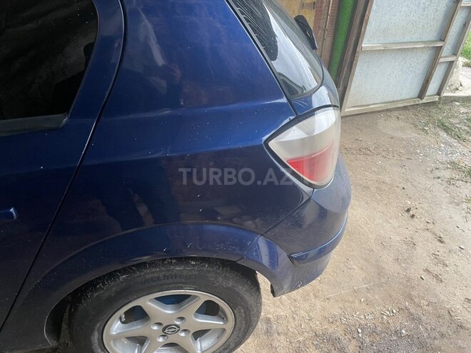 Opel Astra 2005, 290,000 km - 1.4 l - Sabirabad