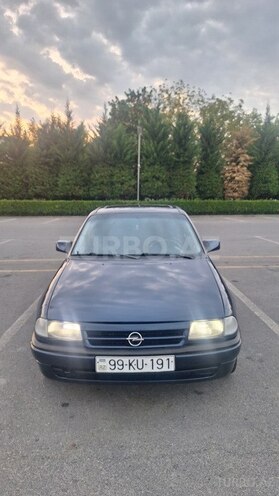 Opel Astra 1994, 665,000 km - 1.6 л - Şəki
