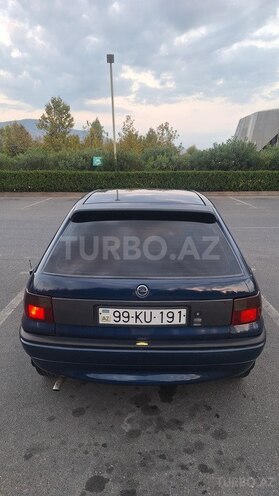 Opel Astra 1994, 665,000 km - 1.6 л - Şəki