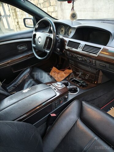 BMW 745 2003, 336,000 km - 4.4 л - Bakı