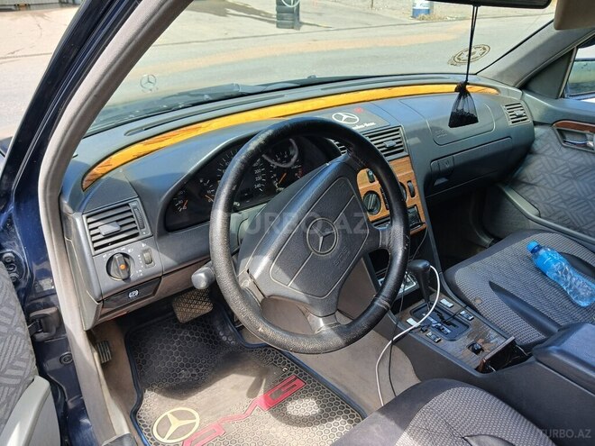 Mercedes C 180 1993, 469,875 km - 1.8 л - Qusar
