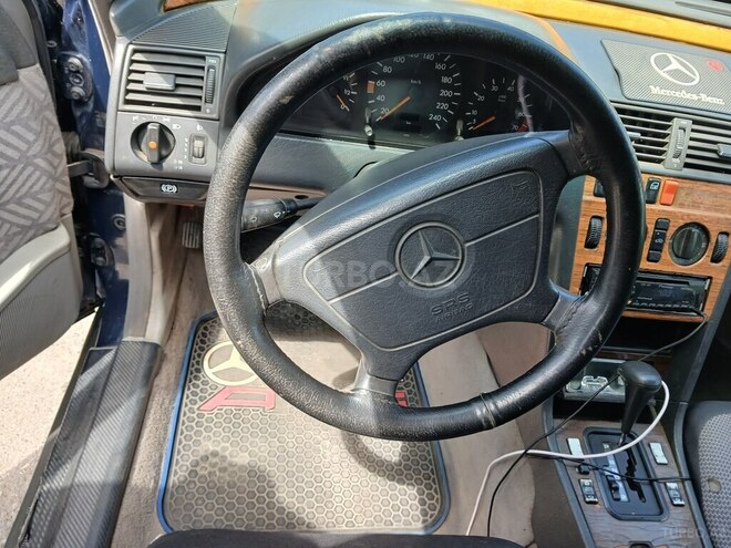 Mercedes C 180 1993, 469,875 km - 1.8 л - Qusar