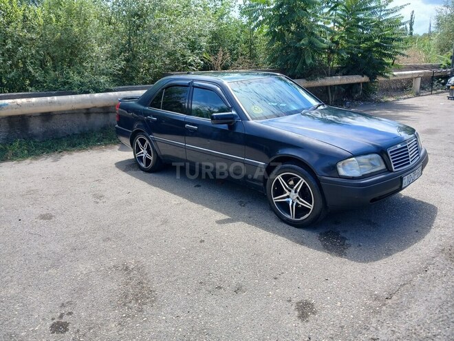 Mercedes C 180 1993, 469,875 km - 1.8 л - Qusar