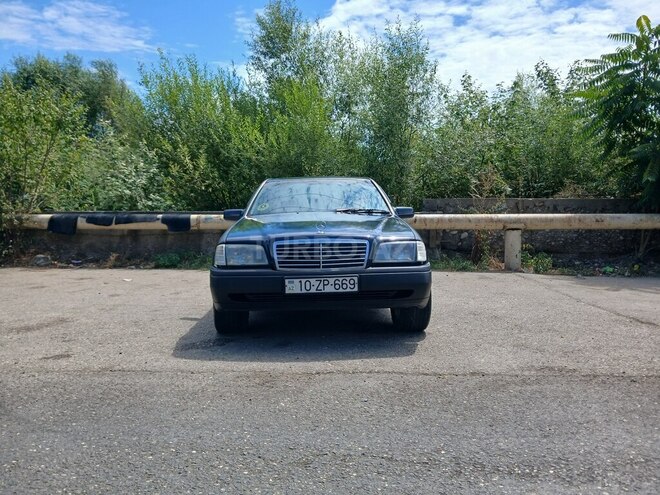 Mercedes C 180 1993, 469,875 km - 1.8 л - Qusar