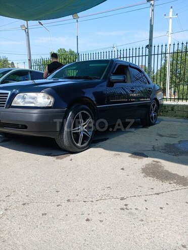 Mercedes C 180 1993, 469,875 km - 1.8 л - Qusar
