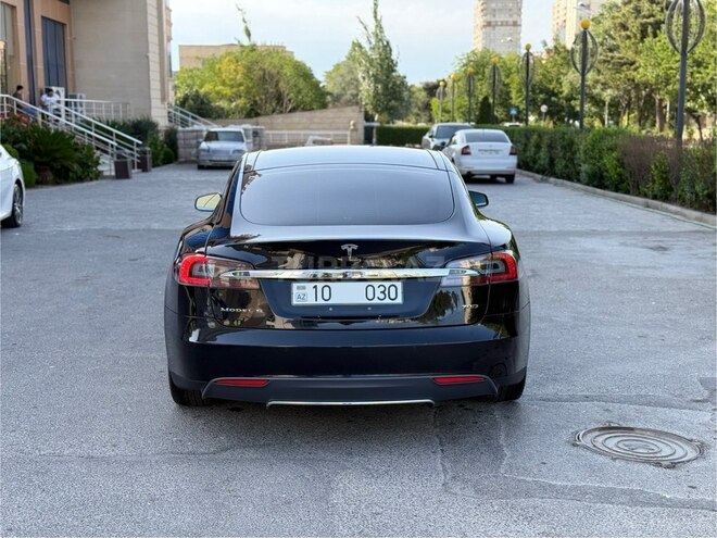 Tesla Model S 2016, 94,000 km - 0.0 л - Bakı