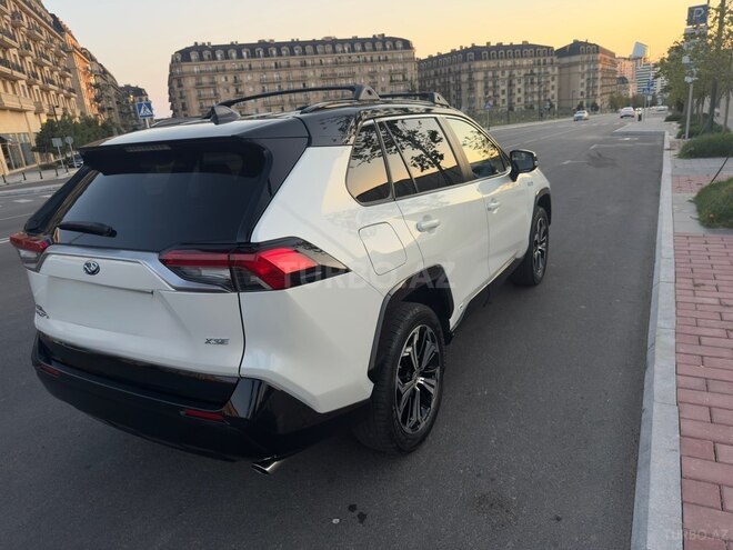 Toyota RAV4 2021, 33,000 km - 2.5 л - Bakı