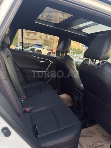 Toyota RAV4 2021, 33,000 km - 2.5 л - Bakı