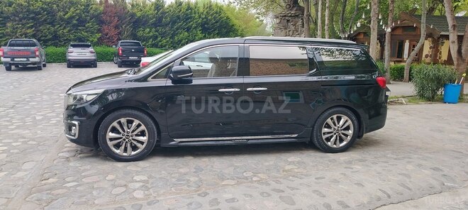 Kia Carnival 2015, 320,000 km - 2.2 л - Bakı