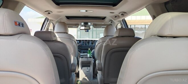Kia Carnival 2015, 320,000 km - 2.2 л - Bakı