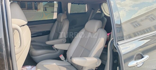 Kia Carnival 2015, 320,000 km - 2.2 л - Bakı